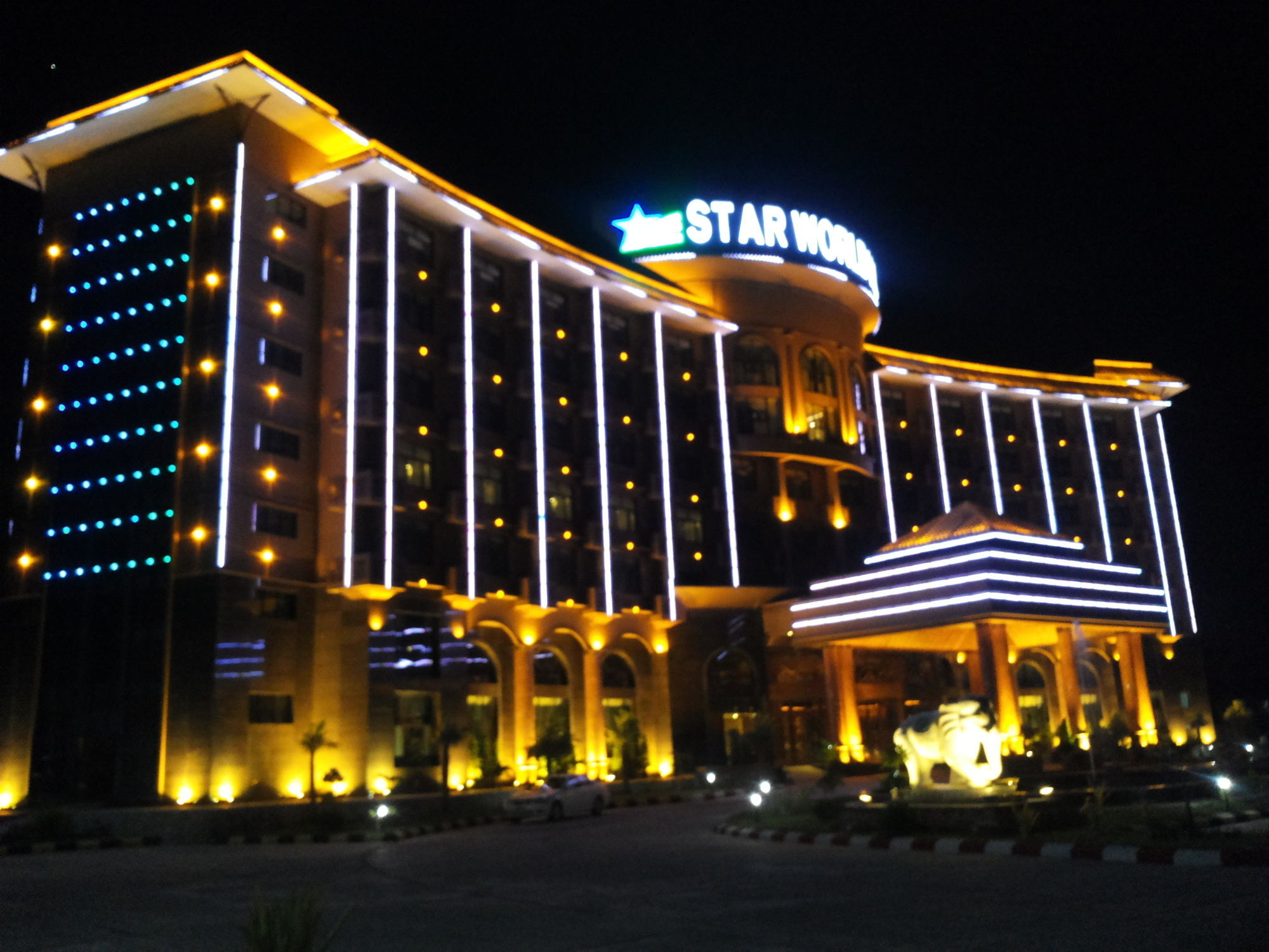 فندق Naypyidawفي  فندق ستار وورلد المظهر الخارجي الصورة